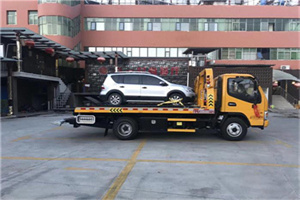 双清汽车紧急补胎换胎救援