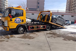 双清救援拖车费用怎么算